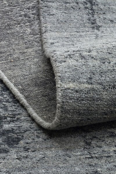 NIRVANA EXOTIC NATURAL BLACK