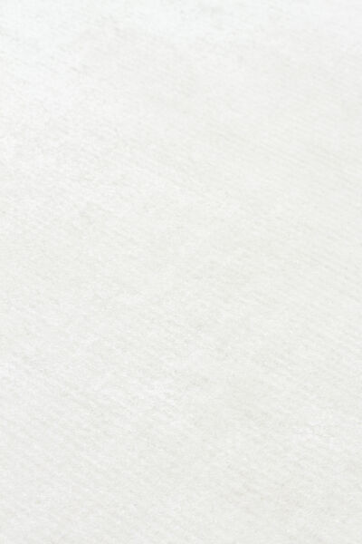 PURE WHITE