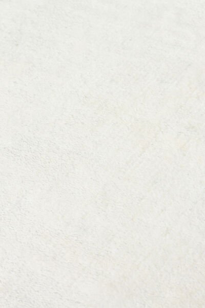PURE WHITE