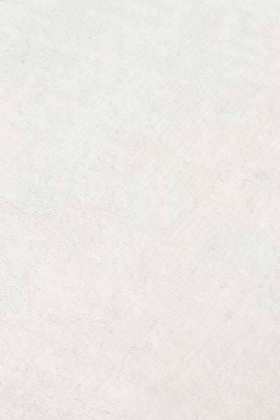 PURE WHITE