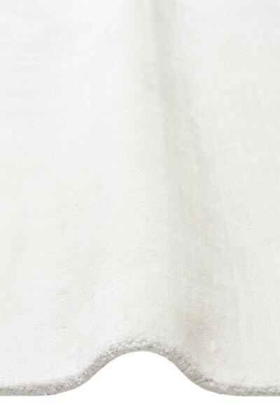 PURE WHITE