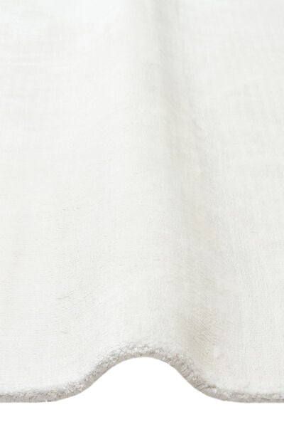 PURE WHITE